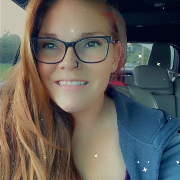 Meet your Posher, Heather - Picture 3 of 3